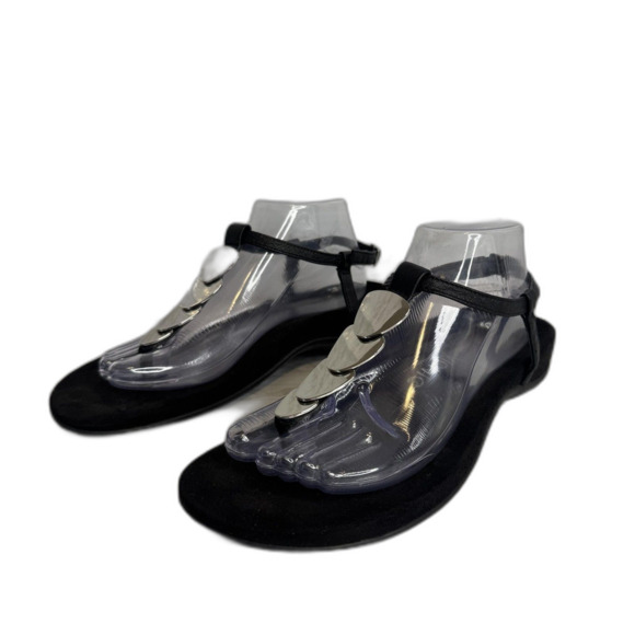 Vionic Sandals Womens Size 9.5 Black Thong T-Strap Comfort Silver Embellished - Picture 1 of 11